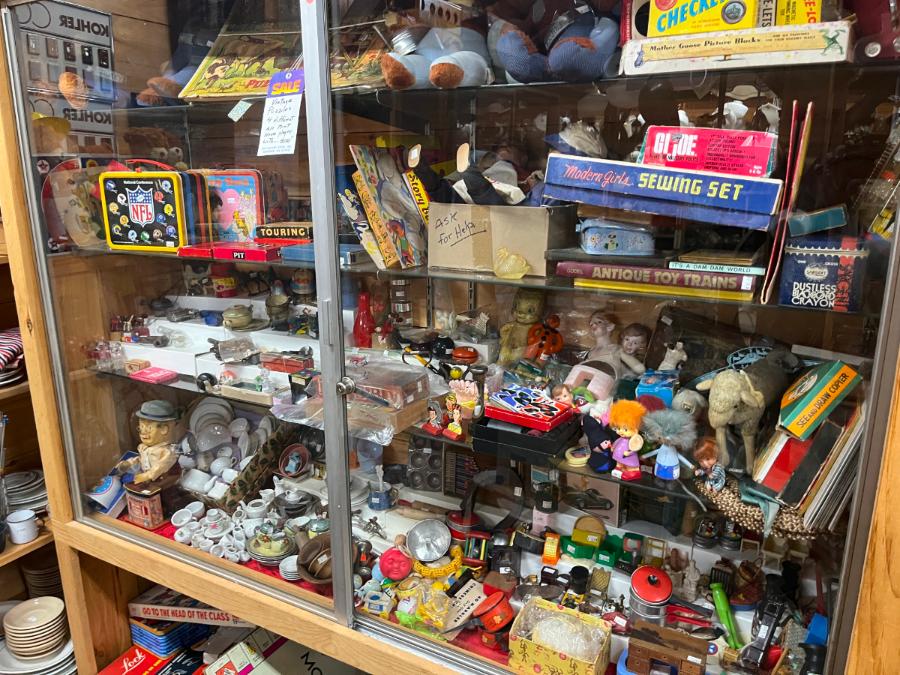 Toys 20th Century Cars Dolls Lunchbox Smokey Sewing Tea Sets Doll House