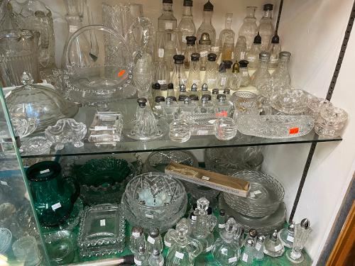 Oil Vinegar Salt Pepper Pressed Glass Shaker Knife Holder Candlewick