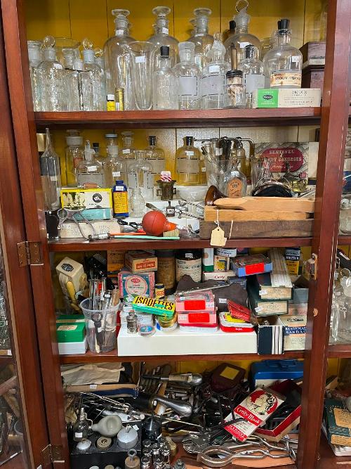 Embossed 1890 Reagent Bottles Laboratory Medical Dental Surgical Tools Advertising Collectibles