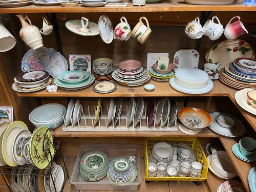 American Dinnerware Glass Cremax Pyrex Plates